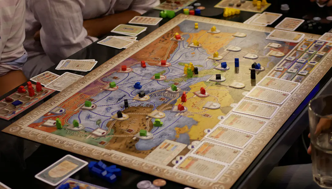 Hochwertig aufgebautes Brettspiel als Symbol für die Qualitätsmerkmale eines Turnierboards